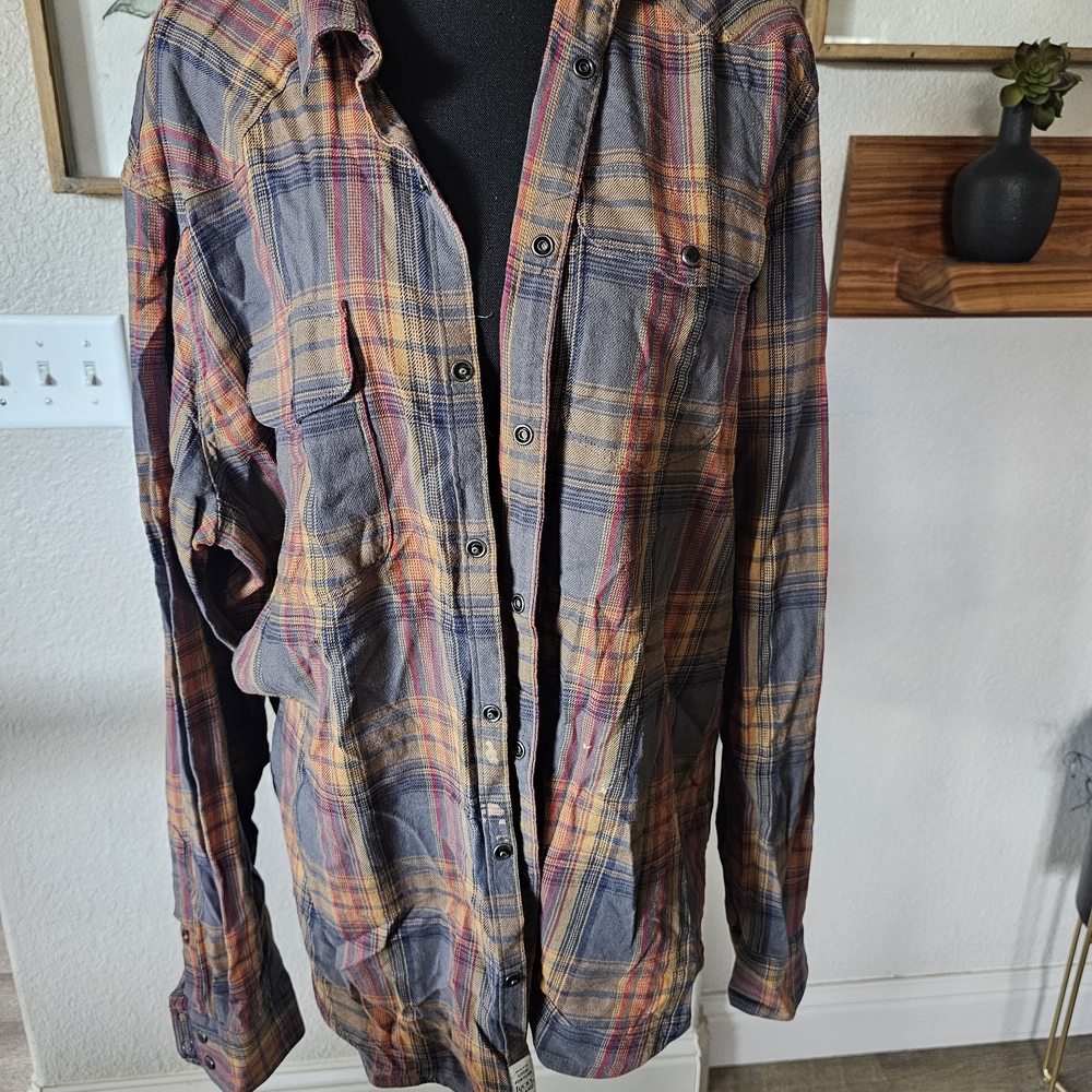 Men's Plaid Button-Up Jacket